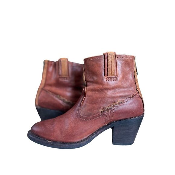 FRYE Leslie Artisan Short Boot Leather Brown Women's Boots. Sz 6.5B - Picture 3 of 10